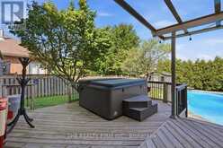 160 PLANE TREE DRIVE | London Ontario | Slide Image Thirty-five