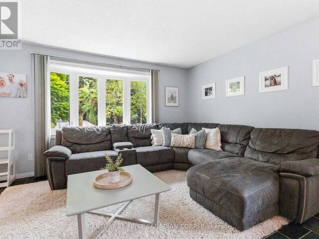 436 FERNDALE AVENUE London Ontario, N6C 2Z1 - 4 Bedrooms Home For Sale
