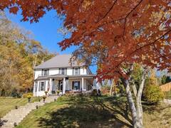 337 GEORGE STREET Port Stanley Ontario, N5L 1C5