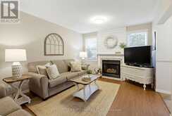 10 EXMOUTH DRIVE | London Ontario | Slide Image Eight