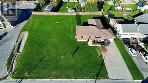 33374 RICHMOND STREET | Lucan Biddulph Ontario | Slide Image Three