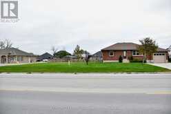 33374 RICHMOND STREET | Lucan Biddulph Ontario | Slide Image Eight