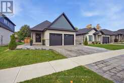 12 BRISCOE CRESCENT | Strathroy-Caradoc Ontario | Slide Image One