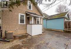 128 MOUNT PLEASANT AVENUE | London Ontario | Slide Image Thirty-seven