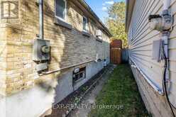 30 GLENWOOD AVENUE | London Ontario | Slide Image Thirty-three