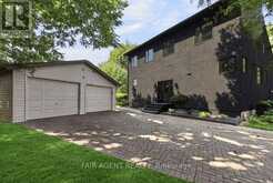 5 FIRELANE 14B ROAD | Niagara-on-the-Lake Ontario | Slide Image One