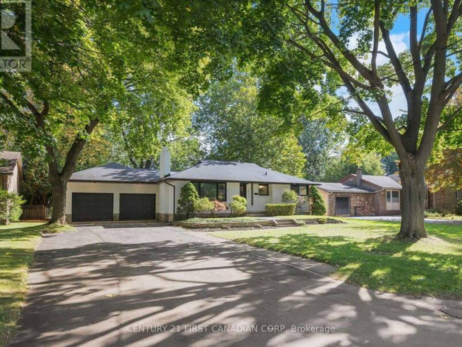 1492 NORTH VERNON AVENUE, London, Ontario N5X 1N6