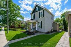92 WALNUT STREET | Paris Ontario | Slide Image Two