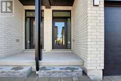 776 BANYAN LANE | London Ontario | Slide Image Two