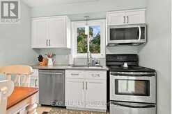 147 WALMER GARDENS | London Ontario | Slide Image Nine