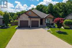 51 ASHBY CRESCENT | Strathroy-Caradoc Ontario | Slide Image Two