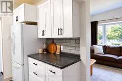 B - 43 FRONTENAC ROAD | London Ontario | Slide Image Nine