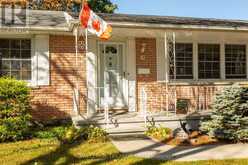 9 BUTLER DRIVE | St. Thomas Ontario | Slide Image Three