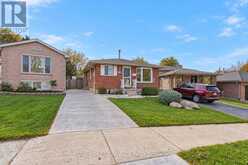 39 GERALD CRESCENT | London Ontario | Slide Image Two