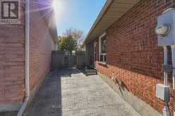 39 GERALD CRESCENT | London Ontario | Slide Image Forty-five