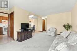 39 GERALD CRESCENT | London Ontario | Slide Image Eight