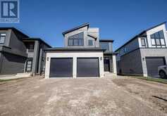 245 HESSELMAN CRESCENT | London Ontario | Slide Image Two