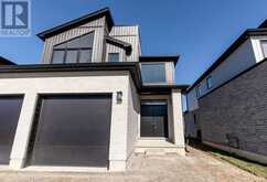245 HESSELMAN CRESCENT | London Ontario | Slide Image Three