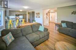 67 WILLOW CRESCENT | Strathroy-Caradoc Ontario | Slide Image Nine