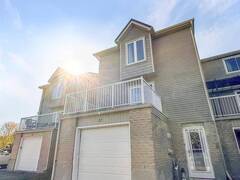 37 - 301 CARLOW ROAD S Port Stanley Ontario, N5L 1B8
