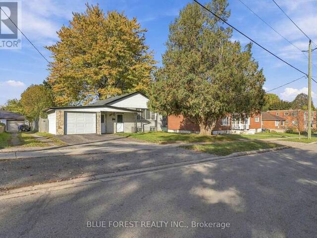 105 CHESTERFIELD AVENUE London Ontario, N5Z 3M9 - 4 Bedrooms Home For Sale