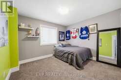 2700 FOXBEND LINK | London Ontario | Slide Image Sixteen