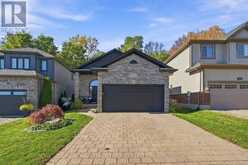 2039 SPRINGRIDGE DRIVE | London Ontario | Slide Image One