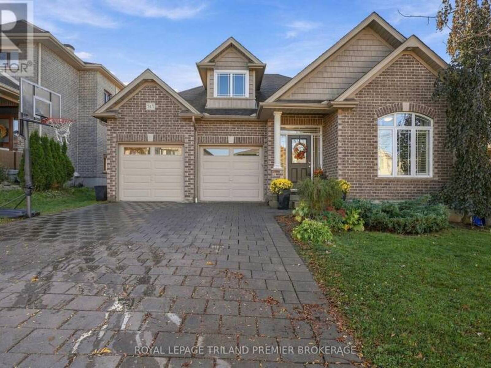 745 KLEINBURG DRIVE, London, Ontario N5X 0J8
