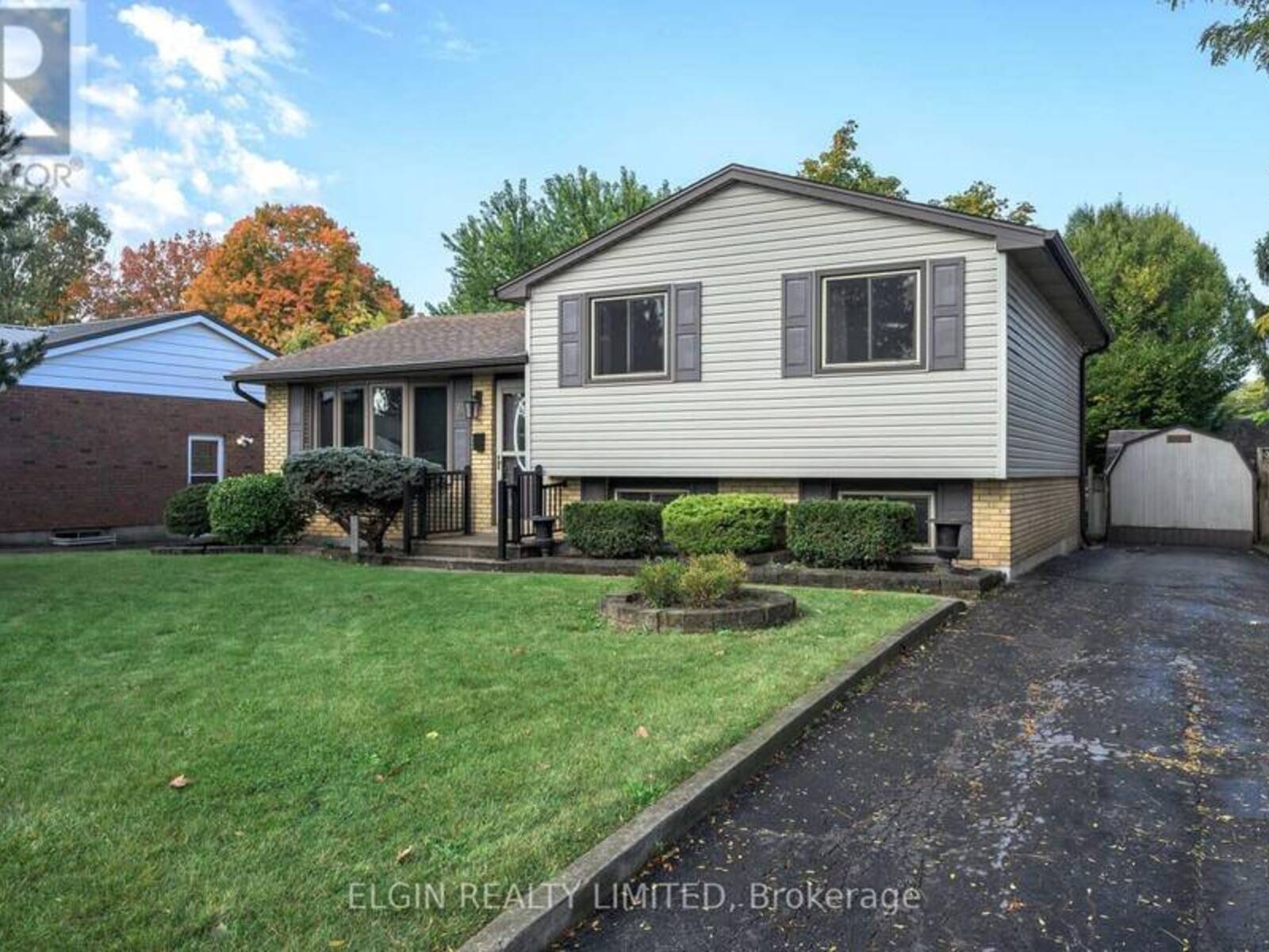 6 ALDBOROUGH AVENUE, St. Thomas, Ontario N5R 5H2