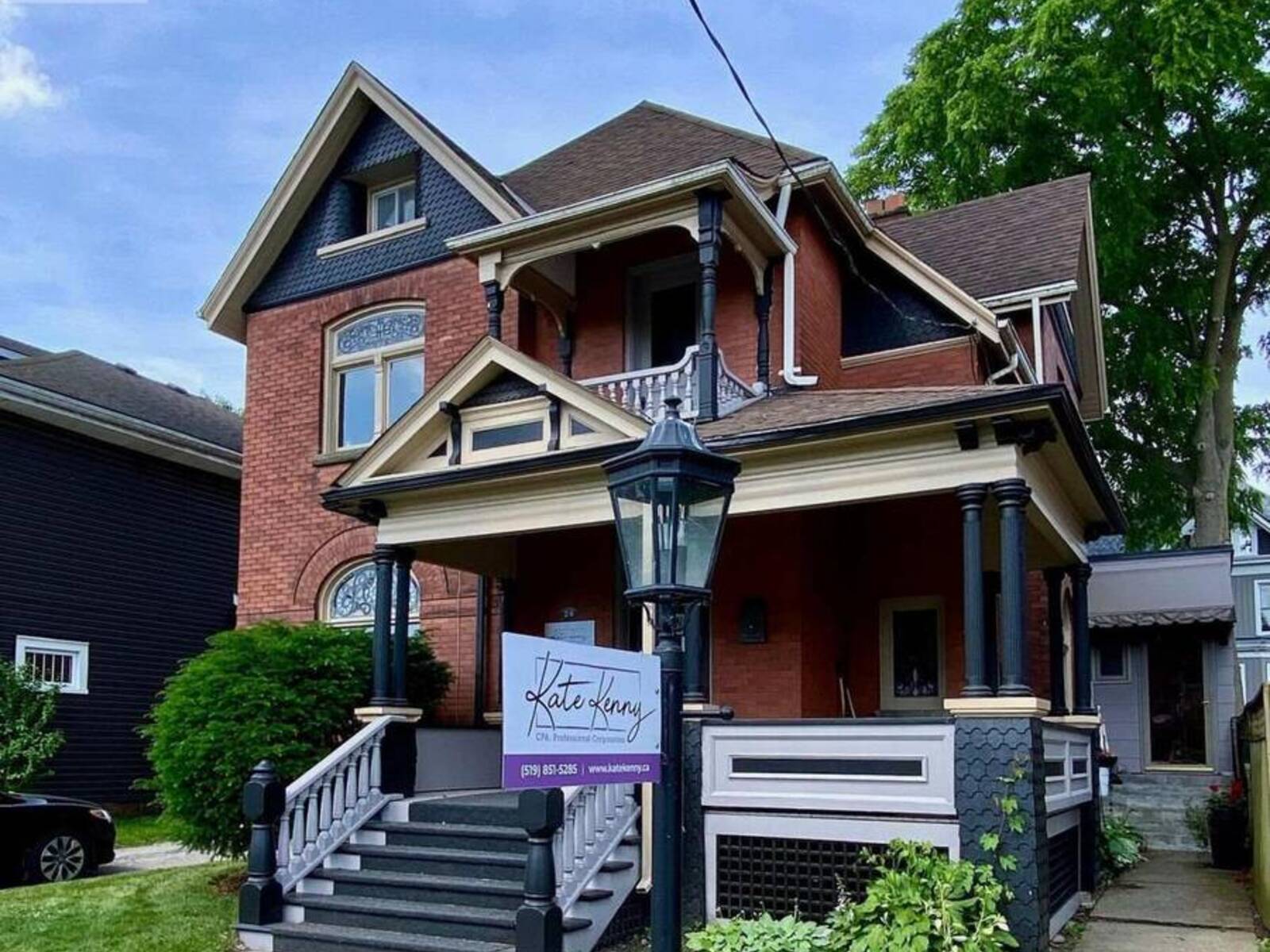 24 HINCKS STREET, St. Thomas, Ontario N5R 3N6