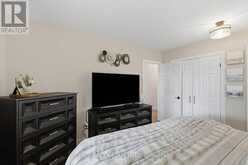 108 DOWNING CRESCENT | London Ontario | Slide Image Nineteen