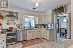 35 CROXTON ROAD W | London Ontario | Slide Image Nine