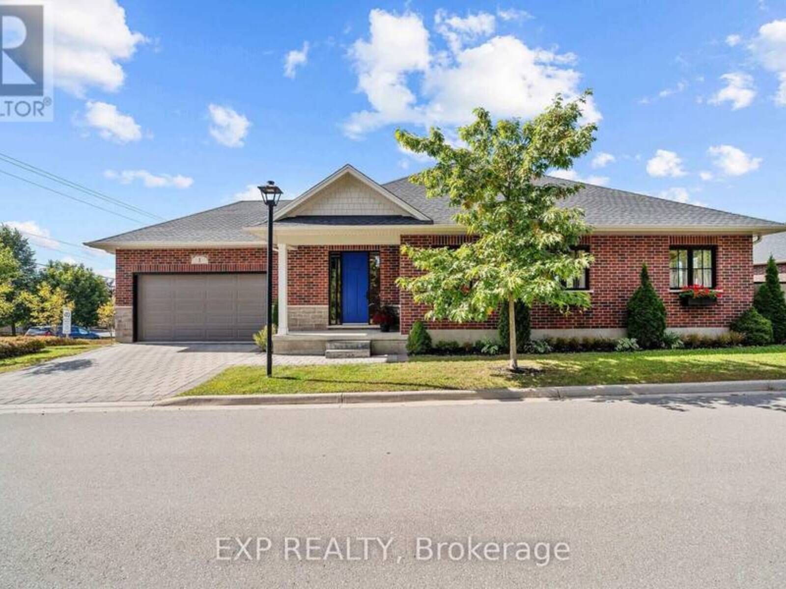 1 - 10038 OXBOW DRIVE, Komoka, Ontario N0L 1R0