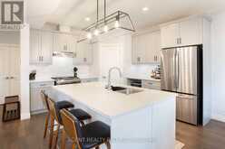 1565 HENRICA AVENUE N | London Ontario | Slide Image Thirteen
