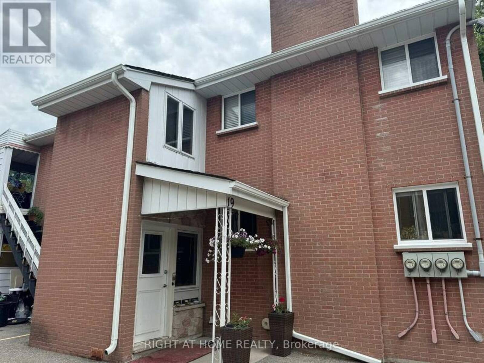 19 EVERGREEN AVENUE, London, Ontario N6J 1A6