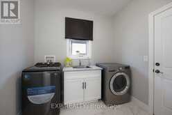 21 SYCAMORE DRIVE N | Tillsonburg Ontario | Slide Image Fifteen