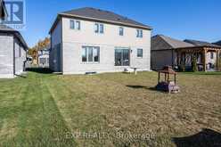 21 SYCAMORE DRIVE N | Tillsonburg Ontario | Slide Image Twenty-seven