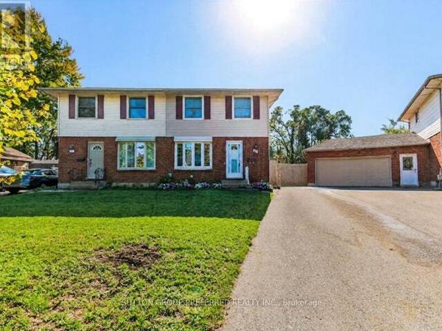 39 METCALFE CRESCENT London Ontario, N6E 1H8 - 3 Bedrooms Home For Sale