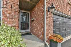 54 BOWCOTT CRESCENT | London Ontario | Slide Image Three