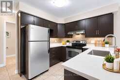 648 OAKCROSSING ROAD | London Ontario | Slide Image Fifteen