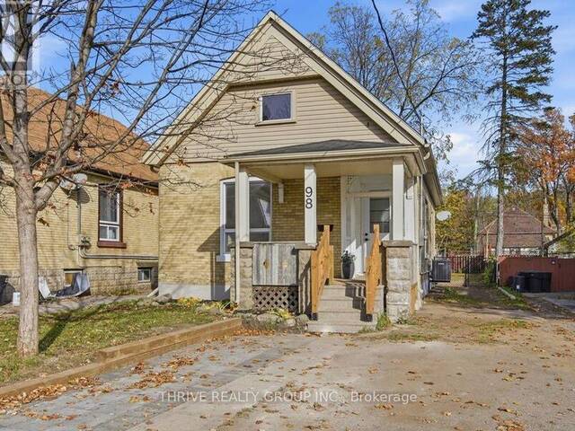 98 MAMELON STREET E London Ontario, N5Z 1Y1 - 3 Bedrooms Home For Sale