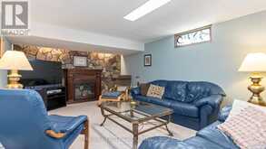 1072 PRINCE GEORGE ROAD | London Ontario | Slide Image Thirty