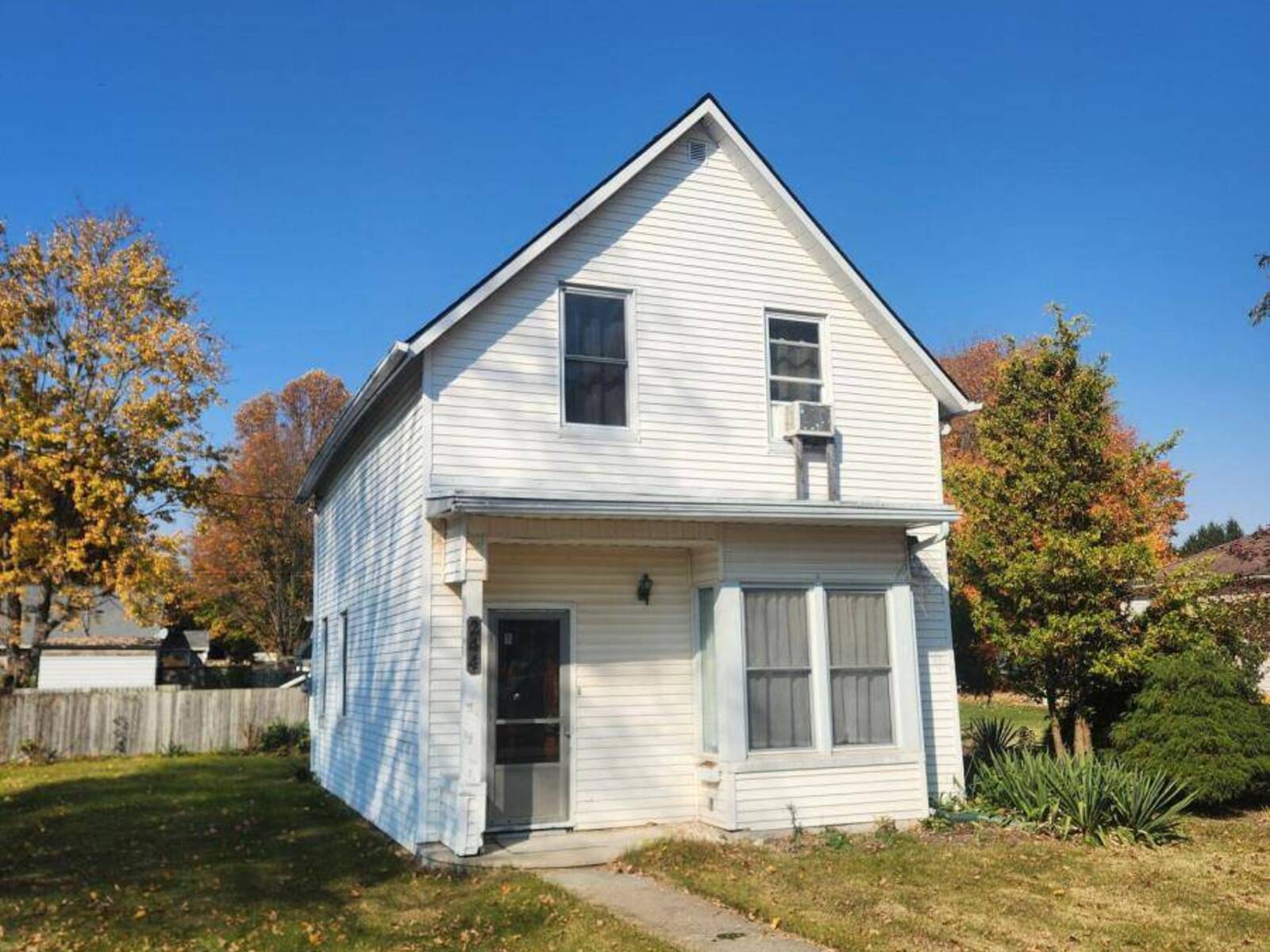 244 ELM STREET W, Chatham-Kent, Ontario N0P 1C0