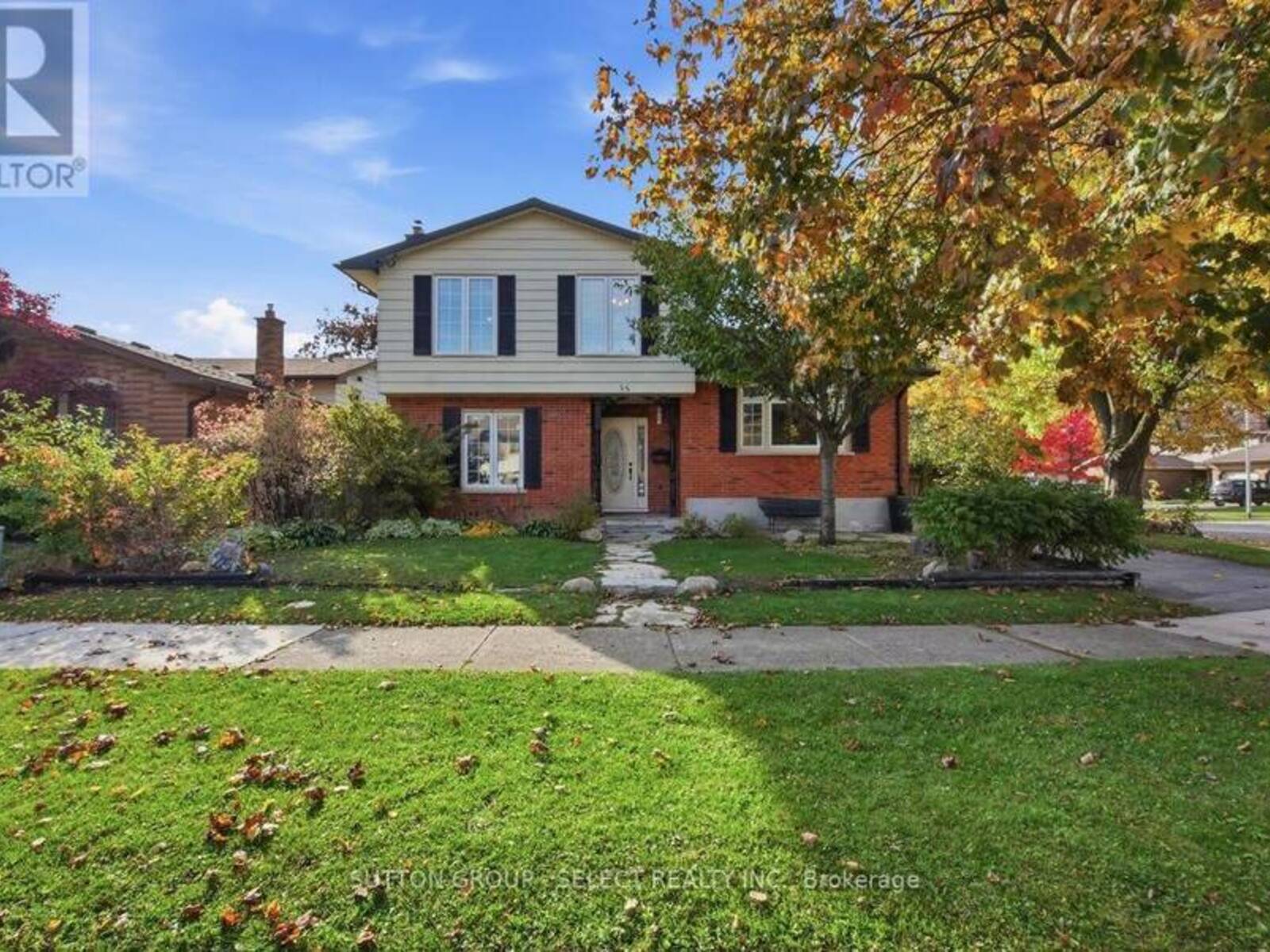 25 FINCH CRESCENT, London, Ontario N6E 2E4
