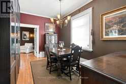 355 OAKLAND AVENUE | London Ontario | Slide Image Thirteen