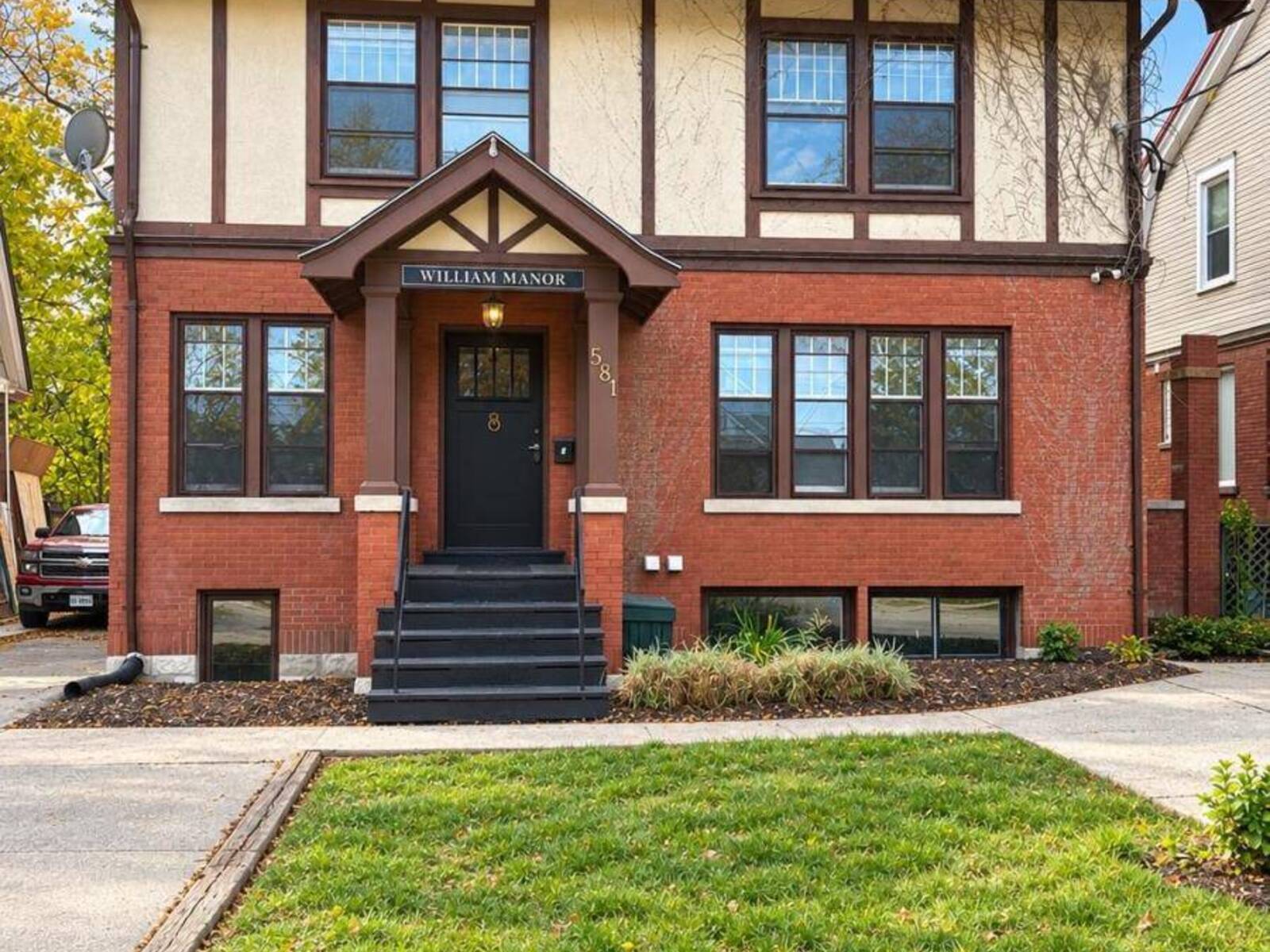 581 WILLIAM STREET S, London, Ontario N6B 3E8