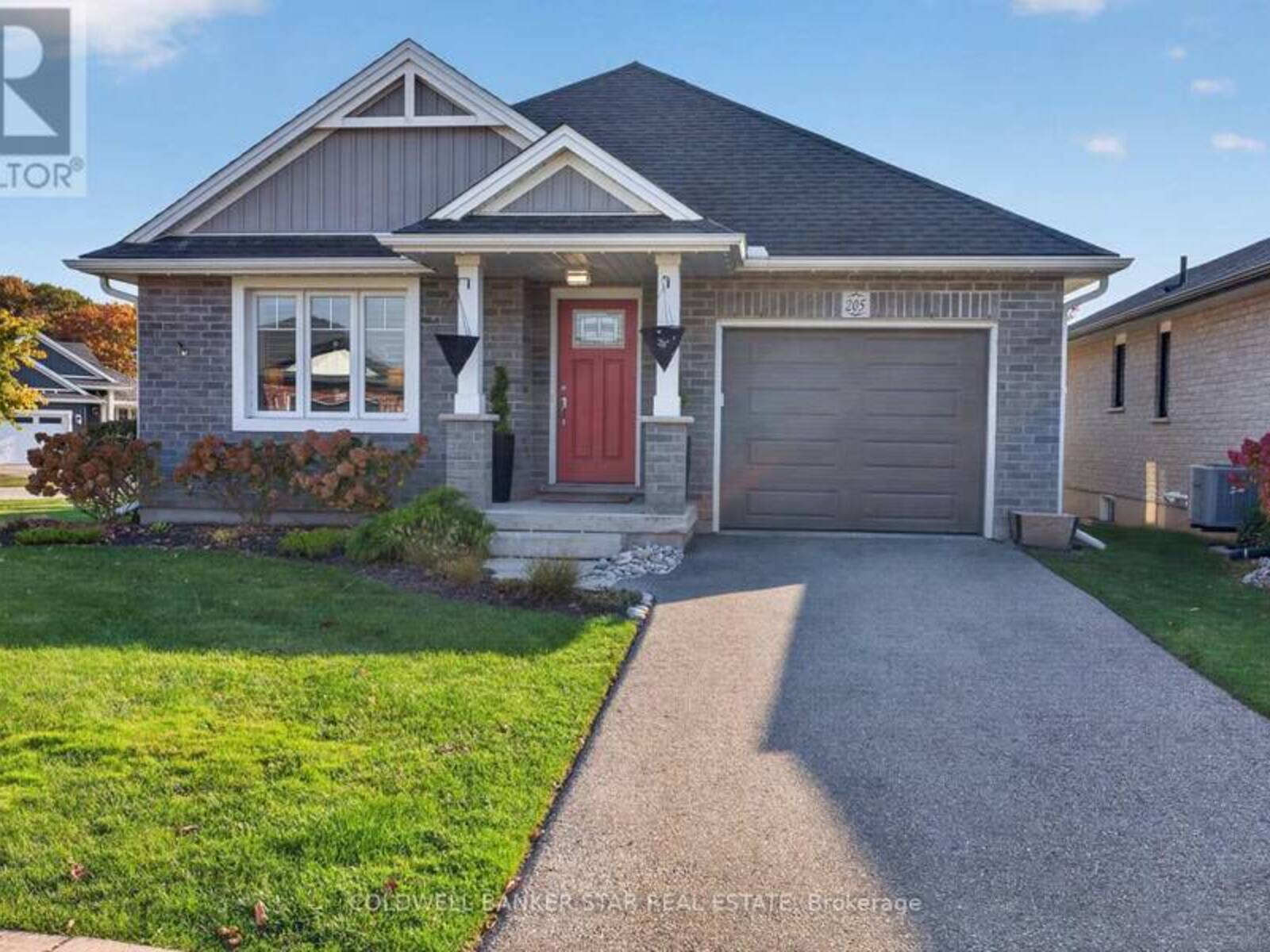 205 EMERY STREET, Port Stanley, Ontario N5L 0A5