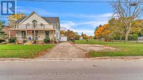185 WEST PARK DRIVE W | Parkhill Ontario | Slide Image One