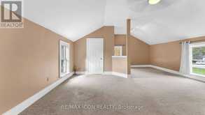 185 WEST PARK DRIVE W | Parkhill Ontario | Slide Image Eight