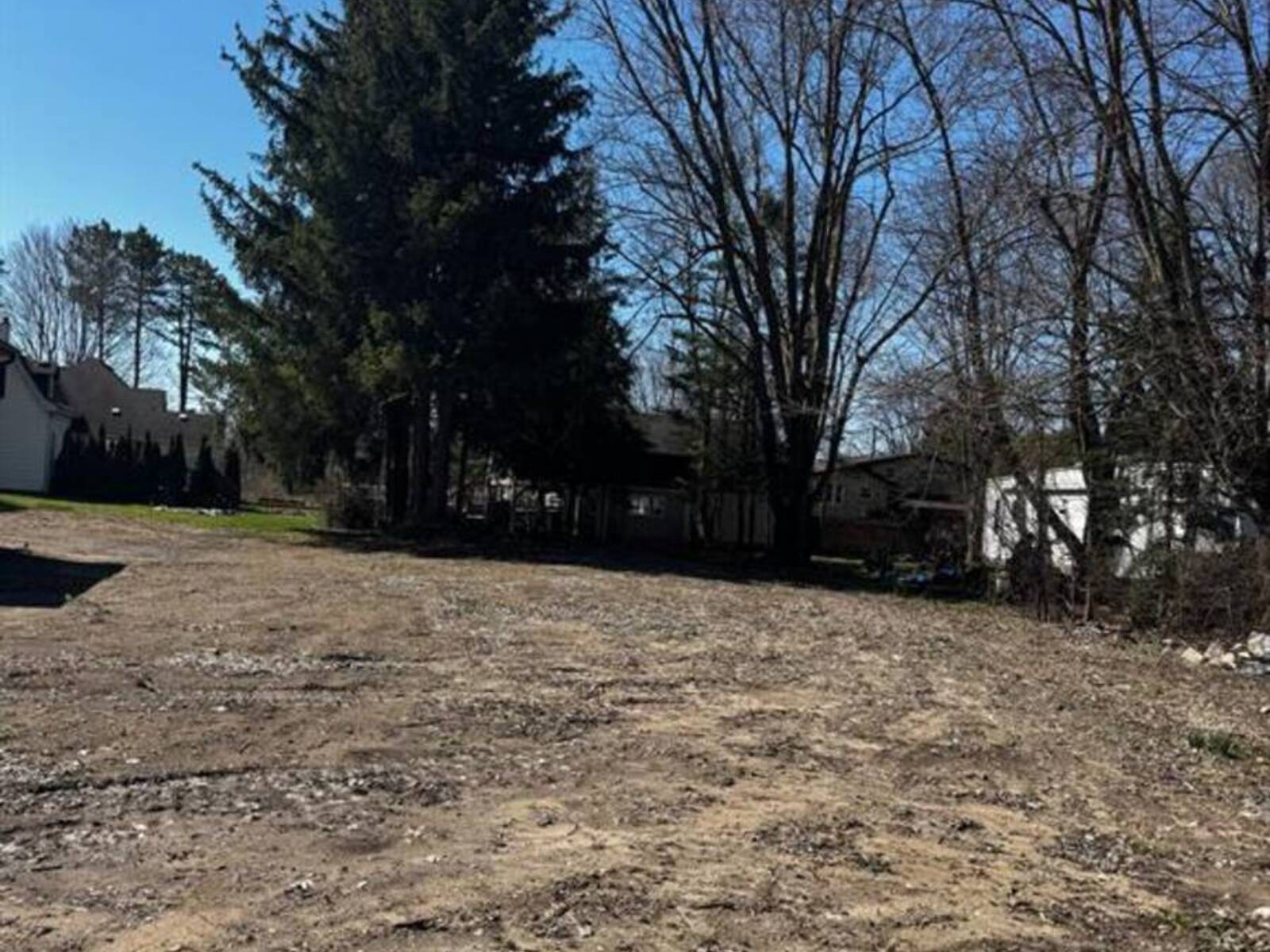 4447 MILL CRESCENT, North Middlesex, Ontario N0M 1A0